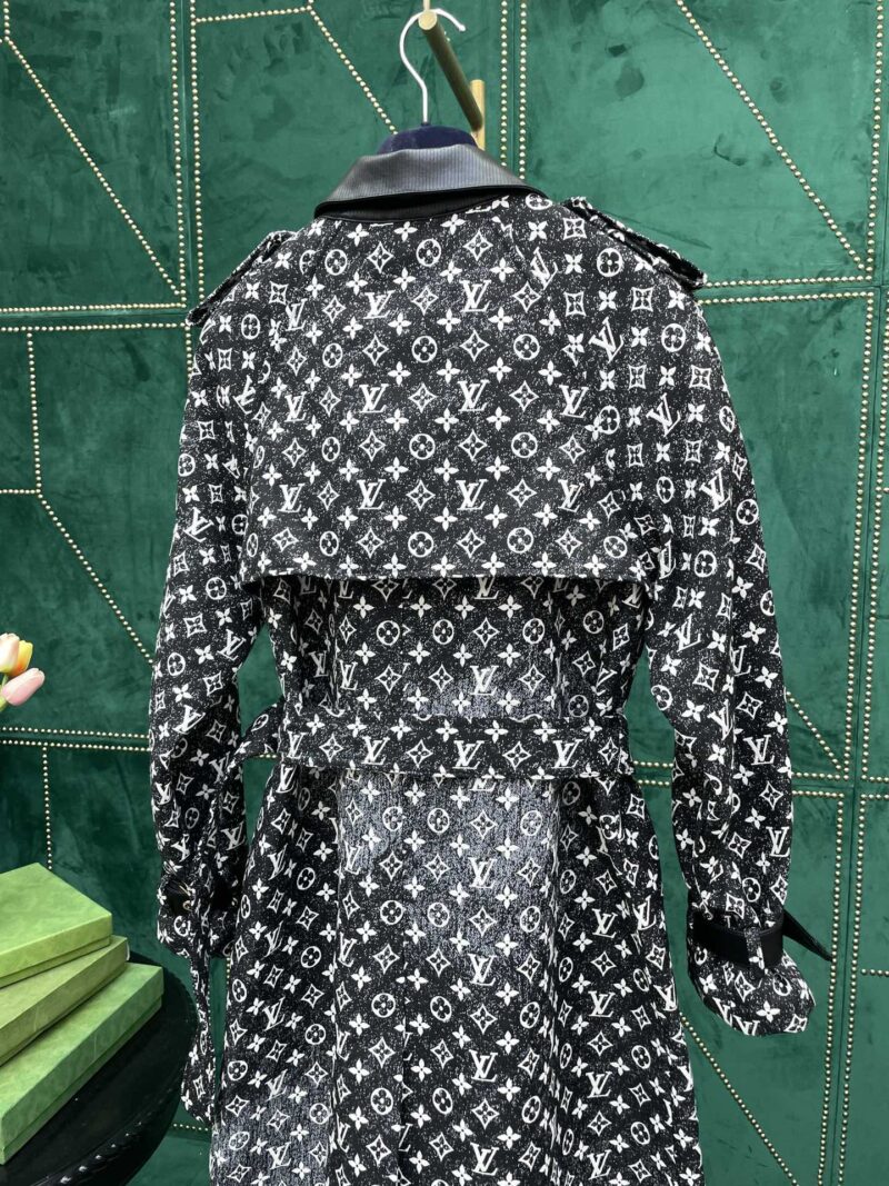 Louis Vuitton Windbreaker - Image 6