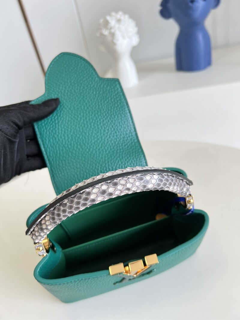 Louis Vuitton Mini Capucines Handlebag-21*14*8CM - Image 8