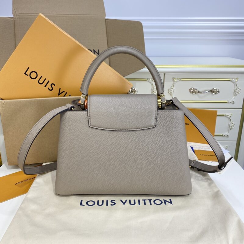 Louis Vuitton Capucines Handlebag - Image 2
