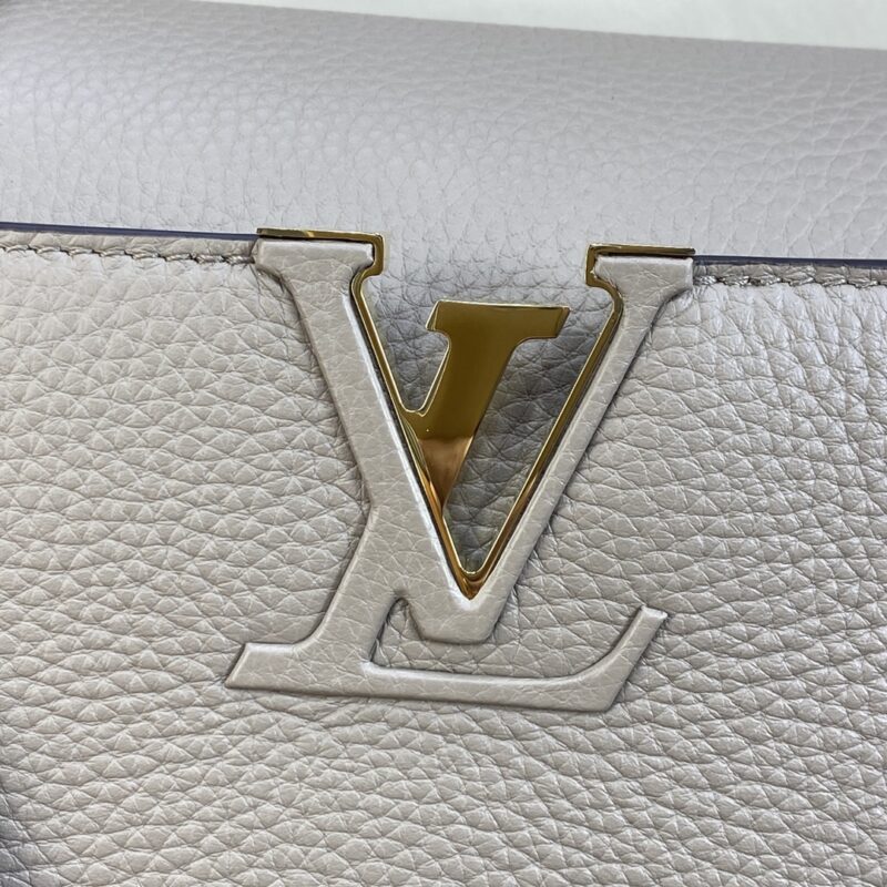 Louis Vuitton Capucines Handlebag - Image 9