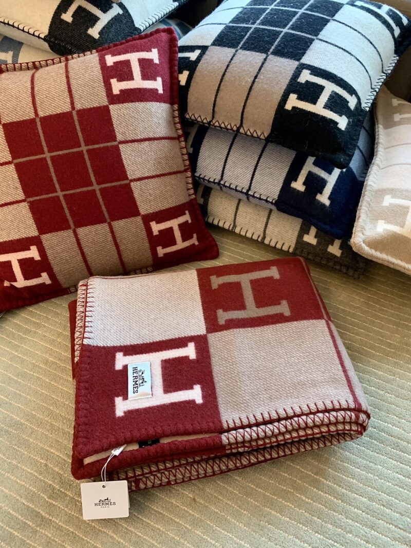 Hermes Blankets-170*135cm - Image 7