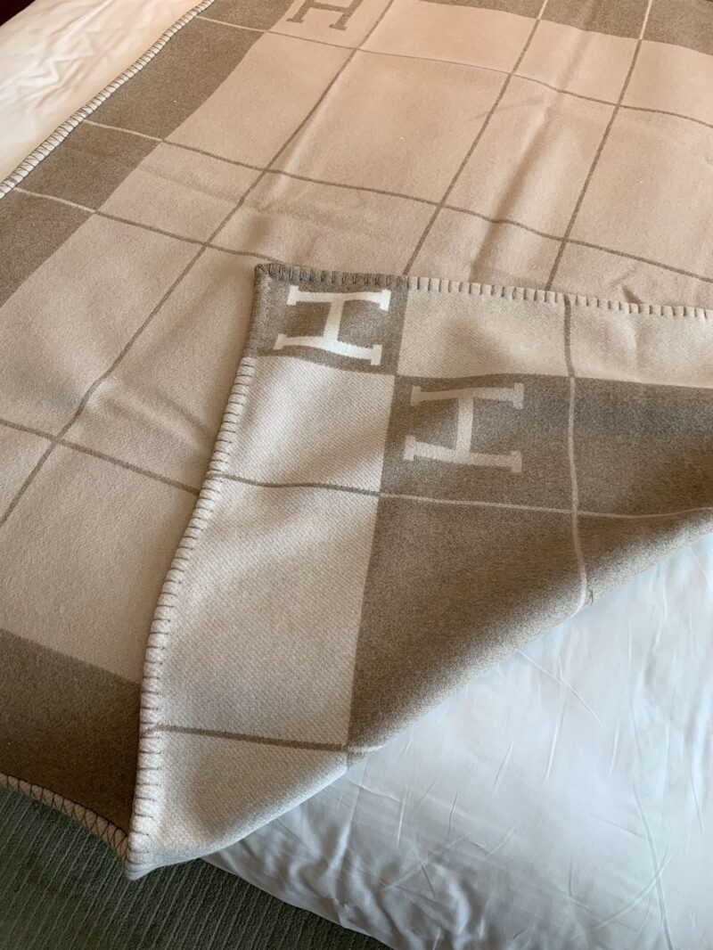 Hermes Blankets-170*135cm - Image 9