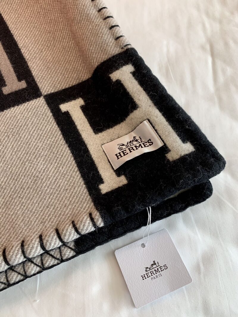 Hermes Blankets-170*135cm - Image 7