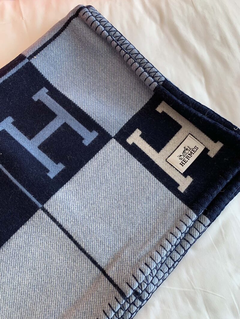 Hermes Blankets-170*135cm - Image 7