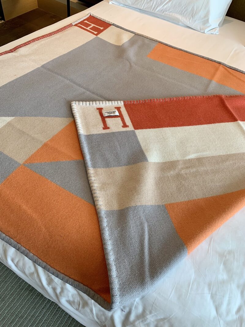 Hermes Blankets-170*135cm - Image 9