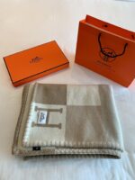 Hermes Blankets-170*135cm - Image 4