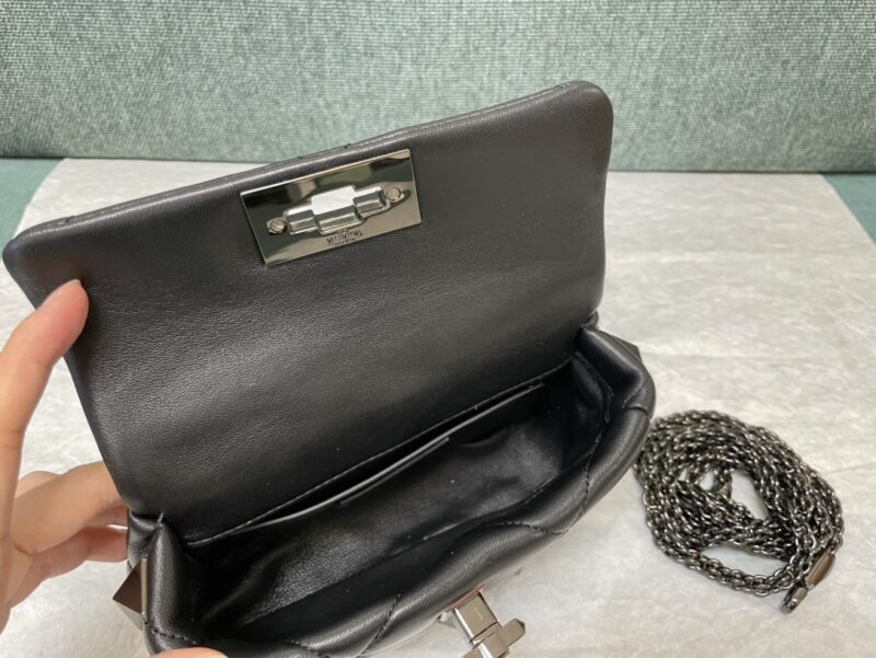 Valentin0 Garavani Roman Stud-Mini Size-19x13x6CM - Image 6