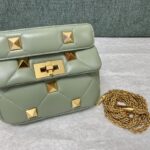 Valentin0 Garavani Roman Stud-Mini Size-19x13x6CM