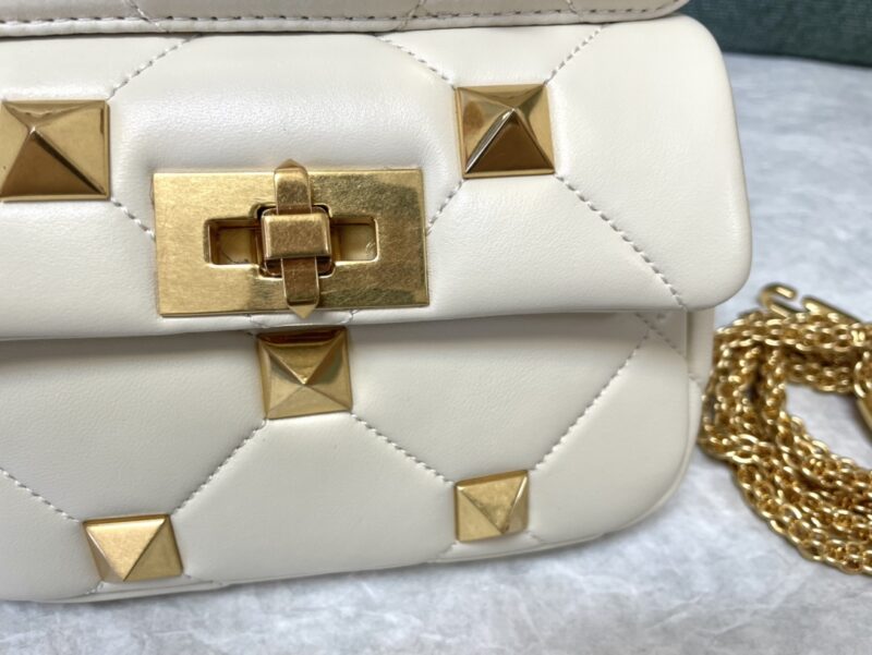 Valentin0 Garavani Roman Stud-Mini Size-19x13x6CM - Image 2