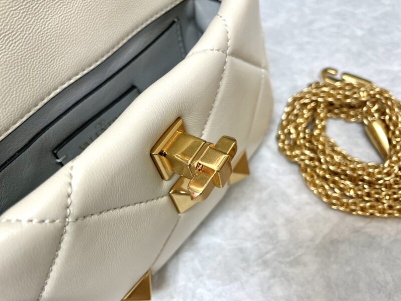 Valentin0 Garavani Roman Stud-Mini Size-19x13x6CM - Image 8