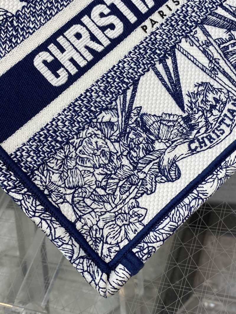 Diro Small Book Tote-26*8*22CM - Image 2