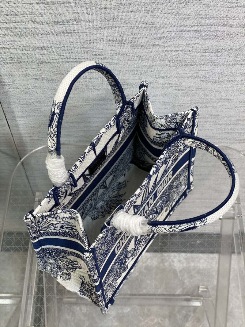 Diro Small Book Tote-26*8*22CM - Image 8