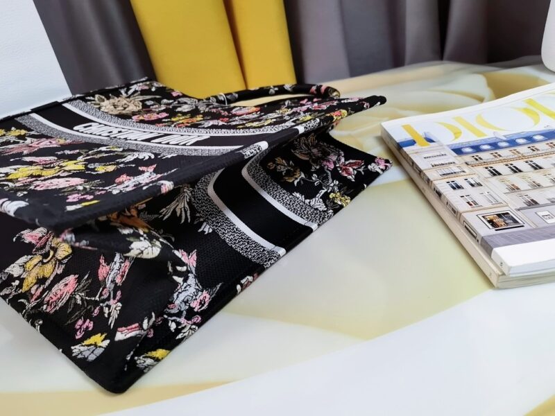 Diro Book Tote Bags-42*32*5CM - Image 7