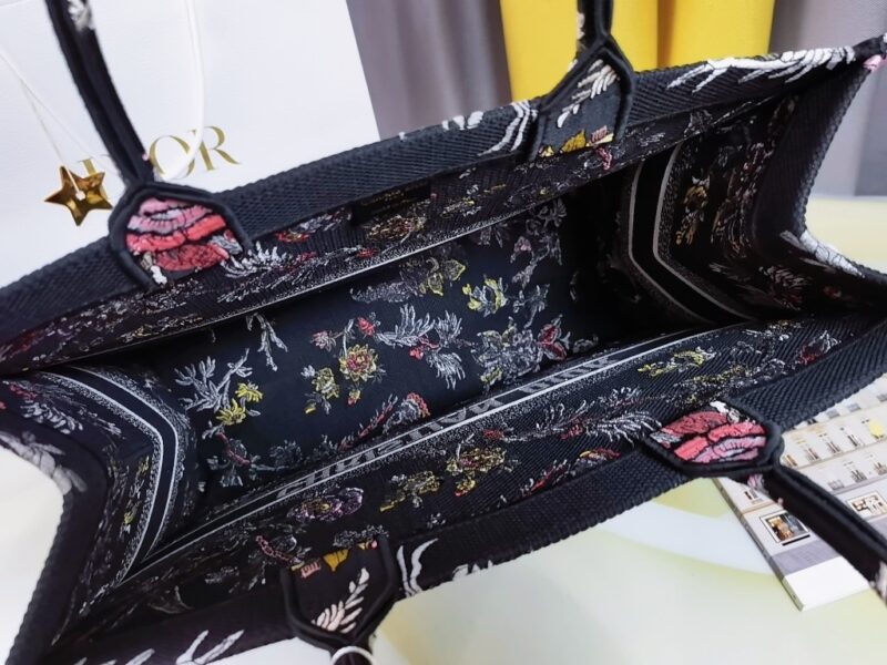 Diro Book Tote Bags-42*32*5CM - Image 9