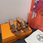 Hermes Hermes Classic Slippers - Image 2