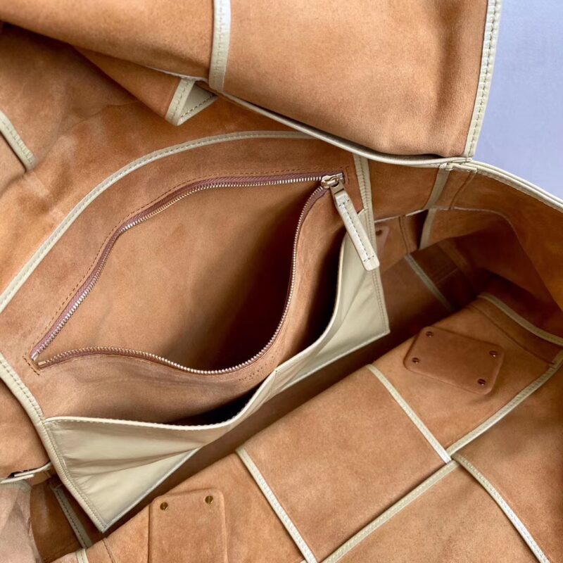 Bottega Veneta Arco Bag-48＊33＊11CM - Image 9