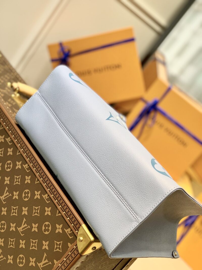 Louis Vuitton Small Onthego Handbag-35*28*15CM - Image 2