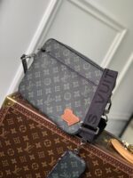 Louis Vuitton Messenger Bag-M46340-25*18*7CM - Image 3