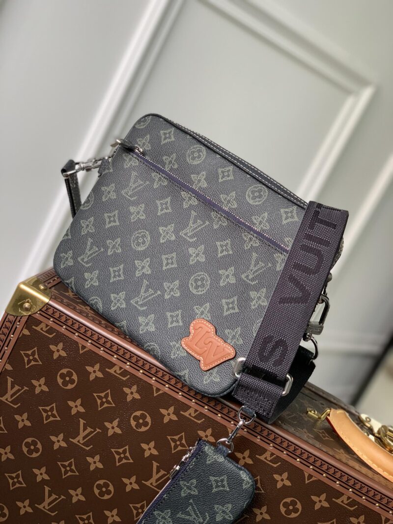 Louis Vuitton Messenger Bag-M46340-25*18*7CM - Image 3