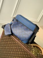 Louis Vuitton Messenger Bag-M69443-25*18*7CM