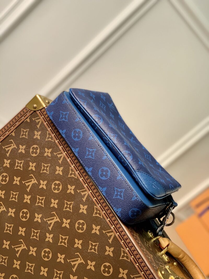 Louis Vuitton Messenger Bag-M69443-25*18*7CM - Image 4