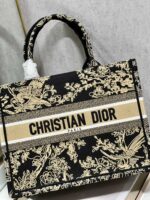 Diro Small Book Tote-36*18*28CM - Image 4