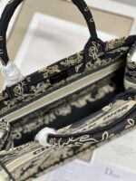 Diro Small Book Tote-36*18*28CM - Image 8