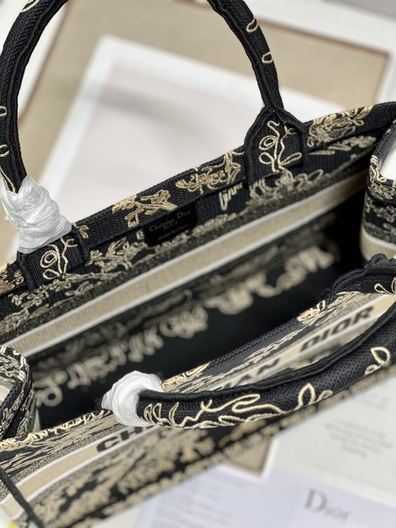 Diro Small Book Tote-36*18*28CM - Image 8