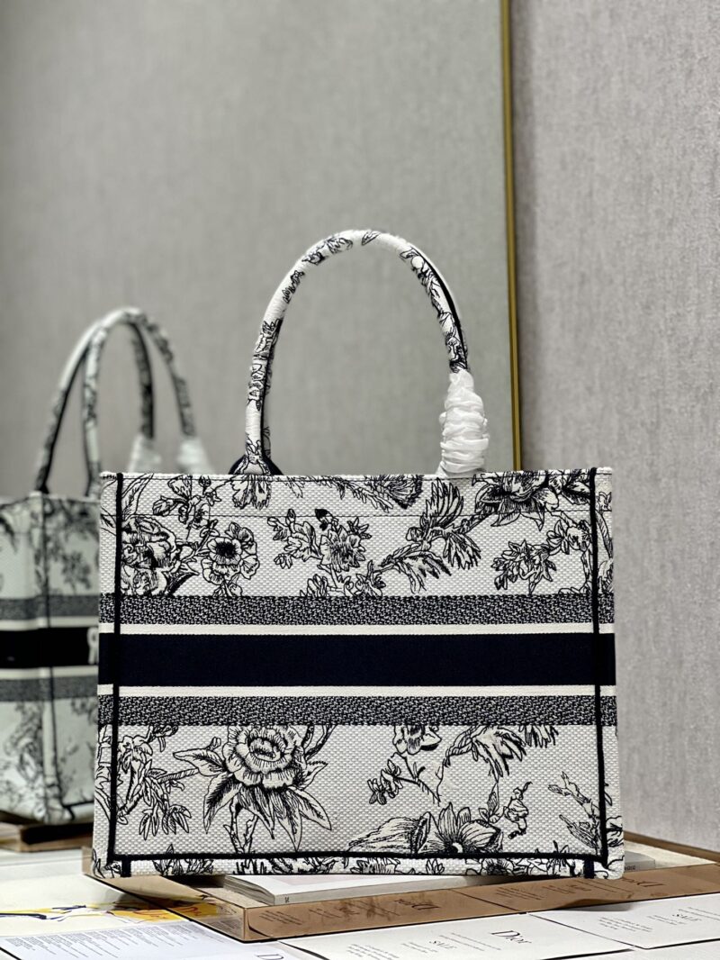 Diro Small Book Tote-36*18*28CM - Image 5