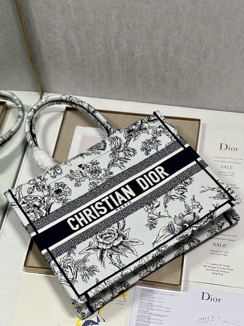 Diro Small Book Tote-36*18*28CM - Image 9