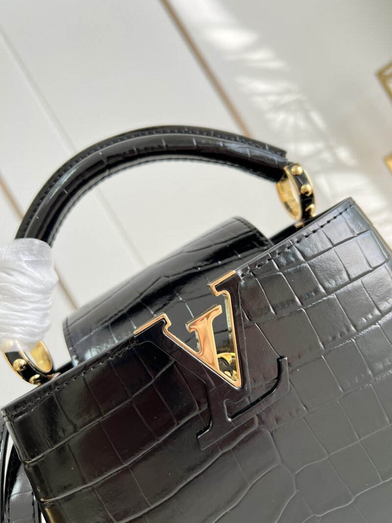 Louis Vuitton Mini Capucines Handlebag-21*14*8CM - Image 3