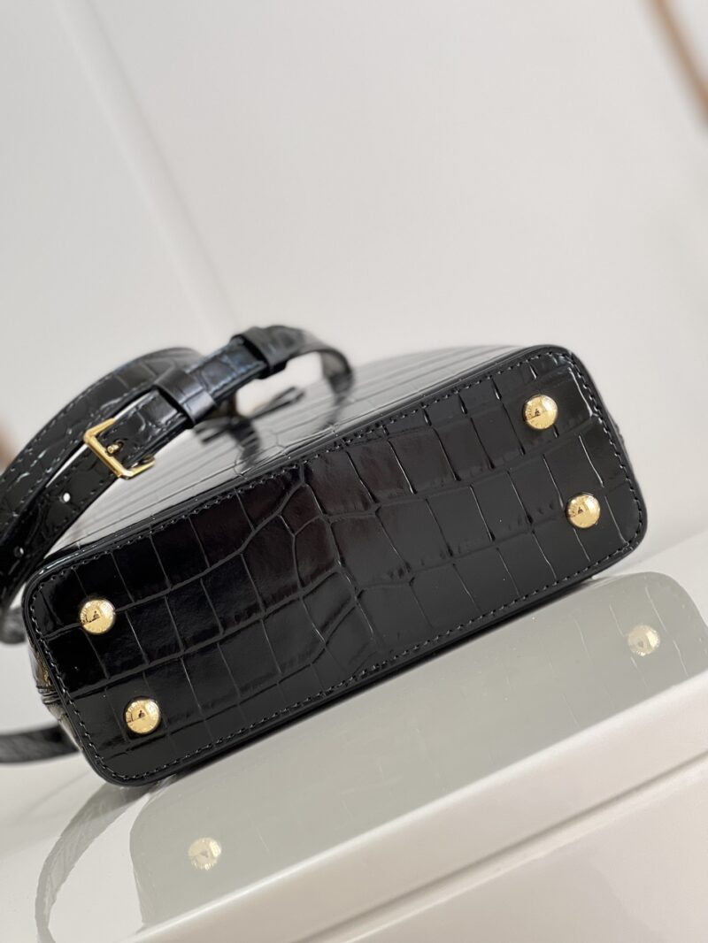 Louis Vuitton Mini Capucines Handlebag-21*14*8CM - Image 7