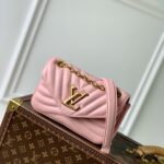 Louis Vuitton New Wave Bag-21 x 12 x 9 CM