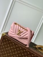 Louis Vuitton New Wave Bag-21 x 12 x 9 CM