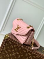 Louis Vuitton New Wave Bag-21 x 12 x 9 CM - Image 3