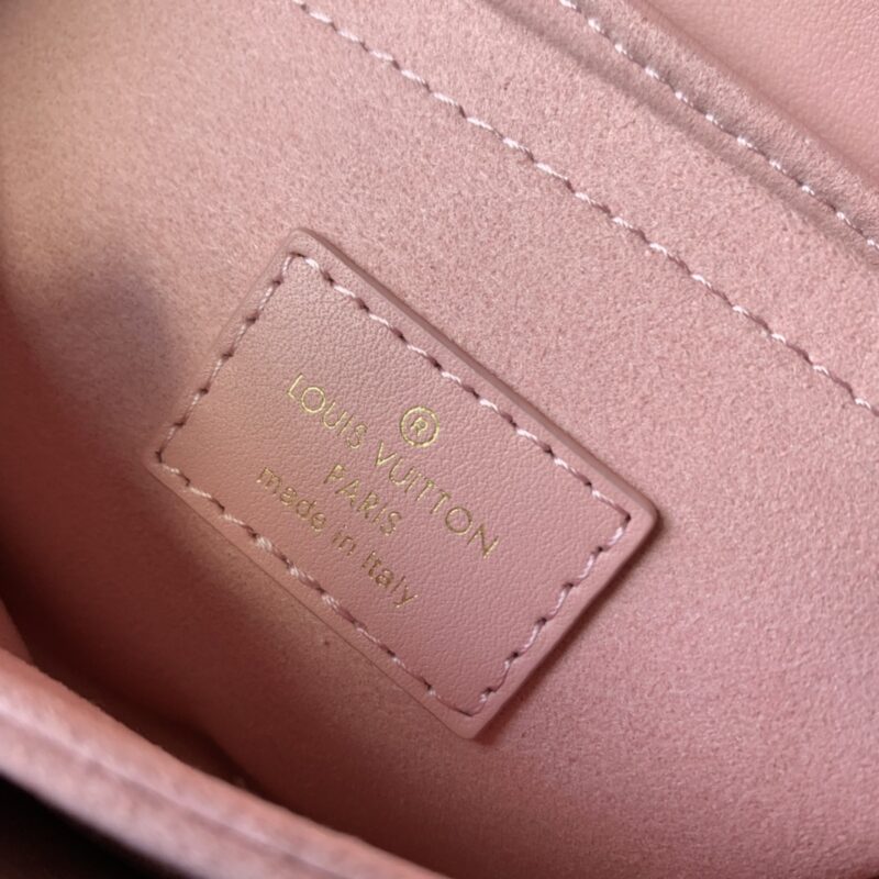 Louis Vuitton New Wave Bag-21 x 12 x 9 CM - Image 9