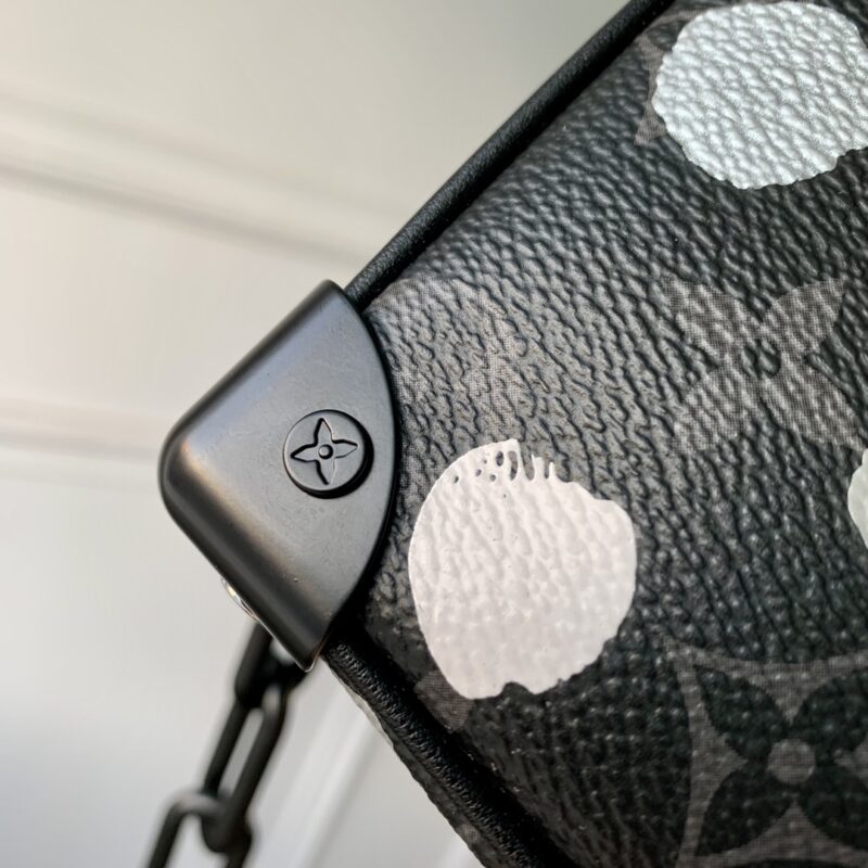 Louis Vuitton Mini Soft Trunk-M81936 -18*13*8M - Image 7