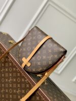 Louis Vuitton Vintage Saddle Bag-22*24*7CM - Image 2