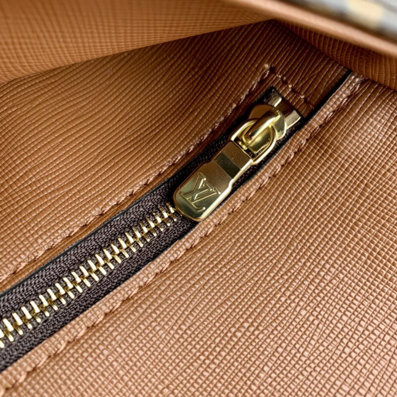 Louis Vuitton Vintage Saddle Bag-22*24*7CM - Image 9