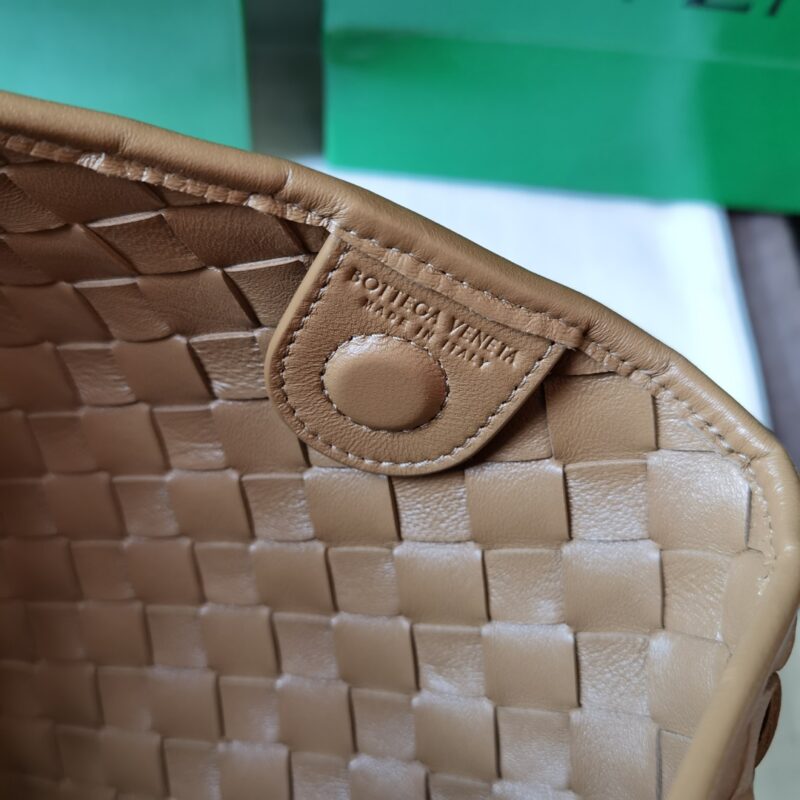 Bottega Veneta Sardine Bag-33x20x4CM - Image 4