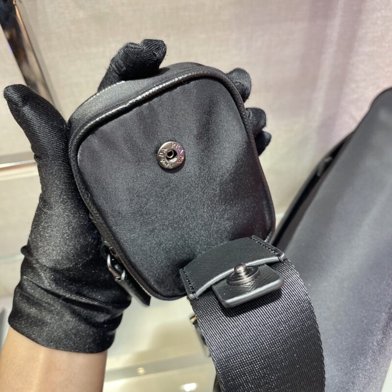 Prada 2VD039 Messenger Bag -33*24*8CM - Image 7