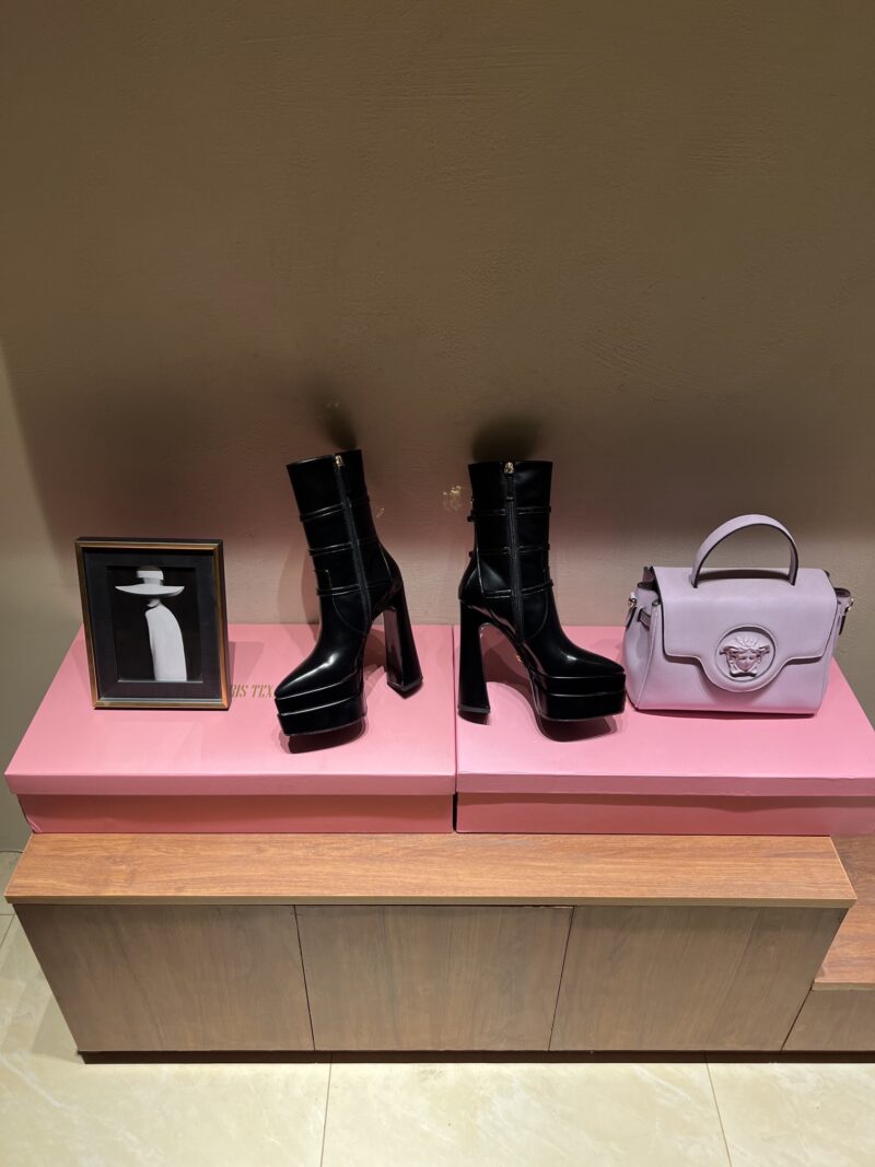 Versace Boots-15.5CM - Image 3