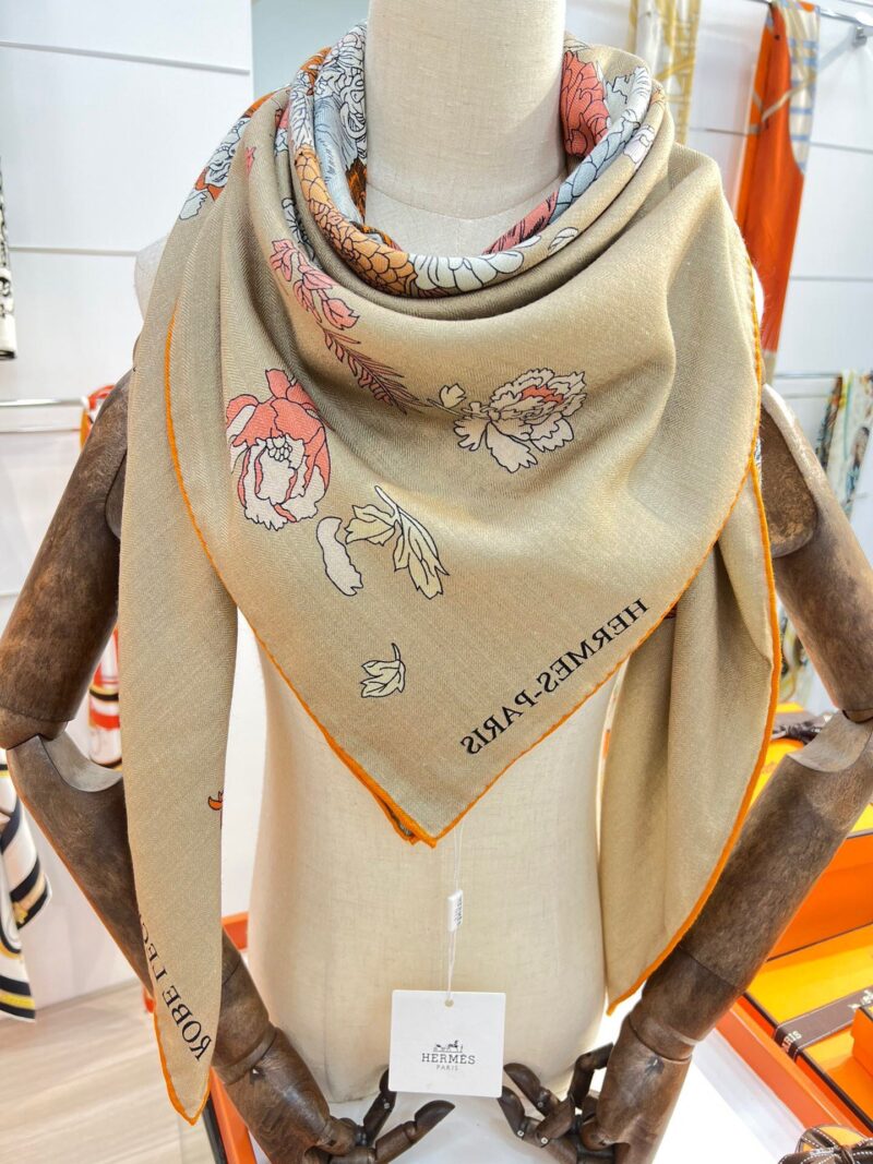 Hermes Shawls-140*140cm - Image 7