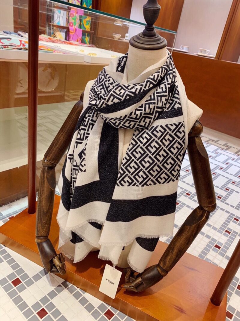 Fendi Shawls-100*200CM - Image 3