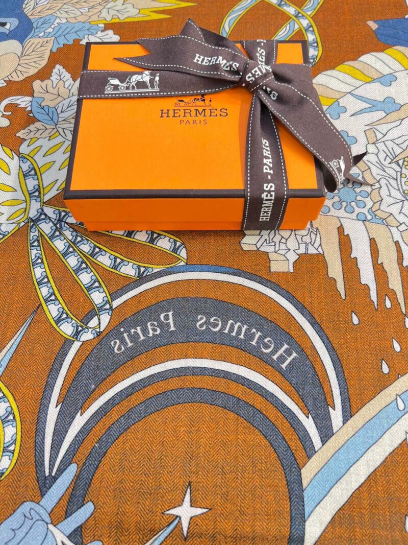 Hermes Shawls-140*140cm - Image 3