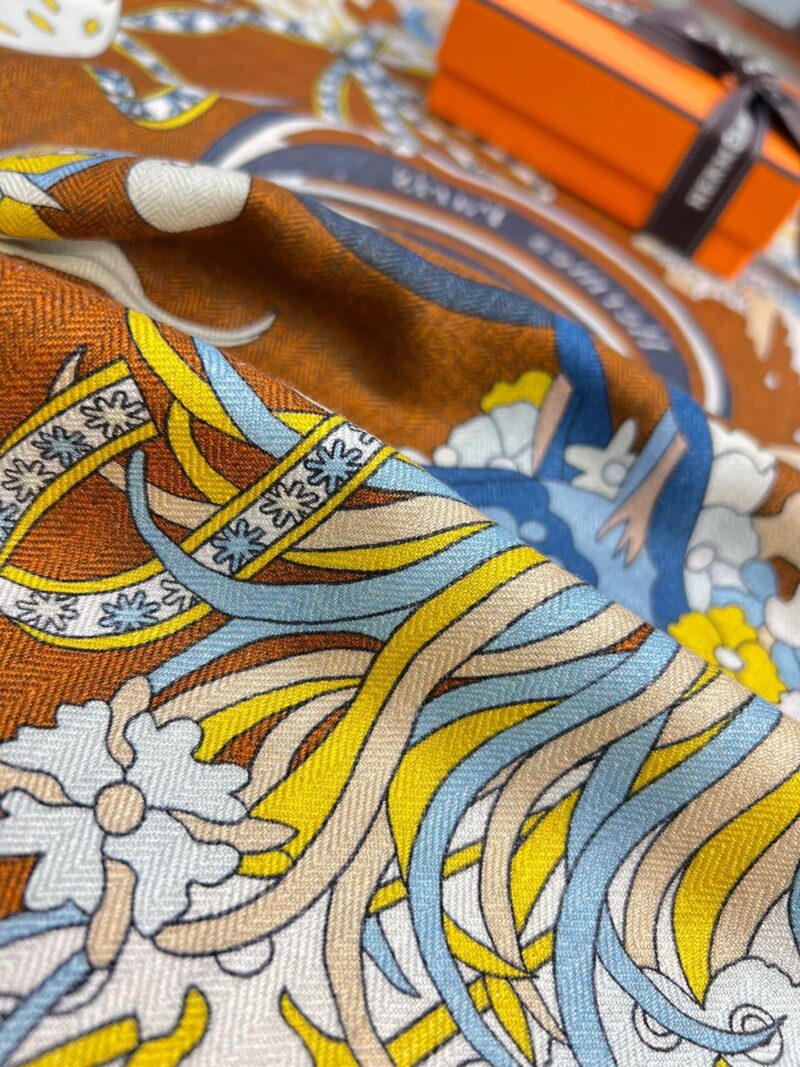 Hermes Shawls-140*140cm - Image 5