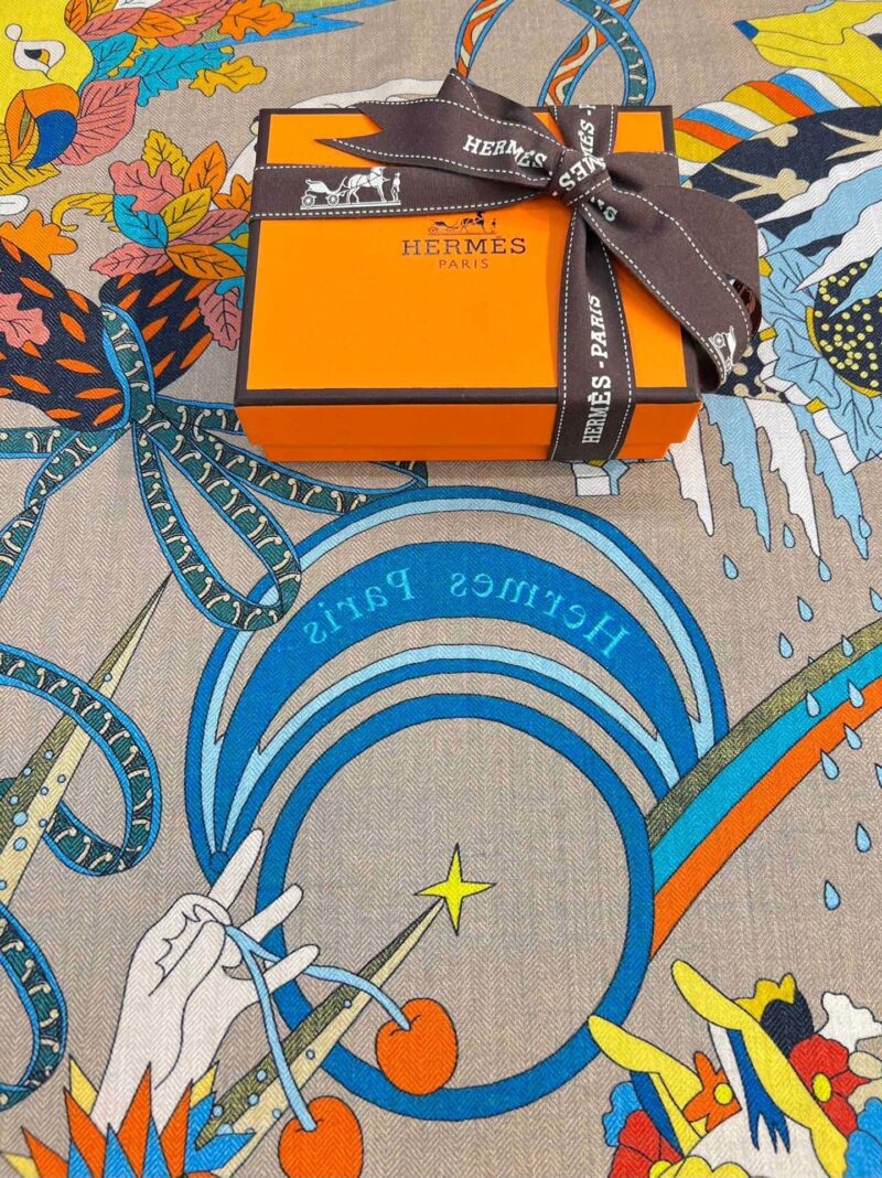 Hermes Shawls-140*140cm - Image 3