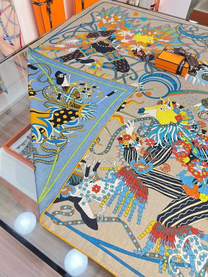 Hermes Shawls-140*140cm - Image 4