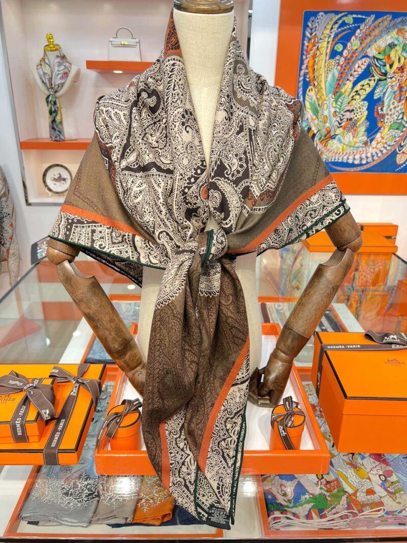 Hermes Shawls-140*140cm - Image 4