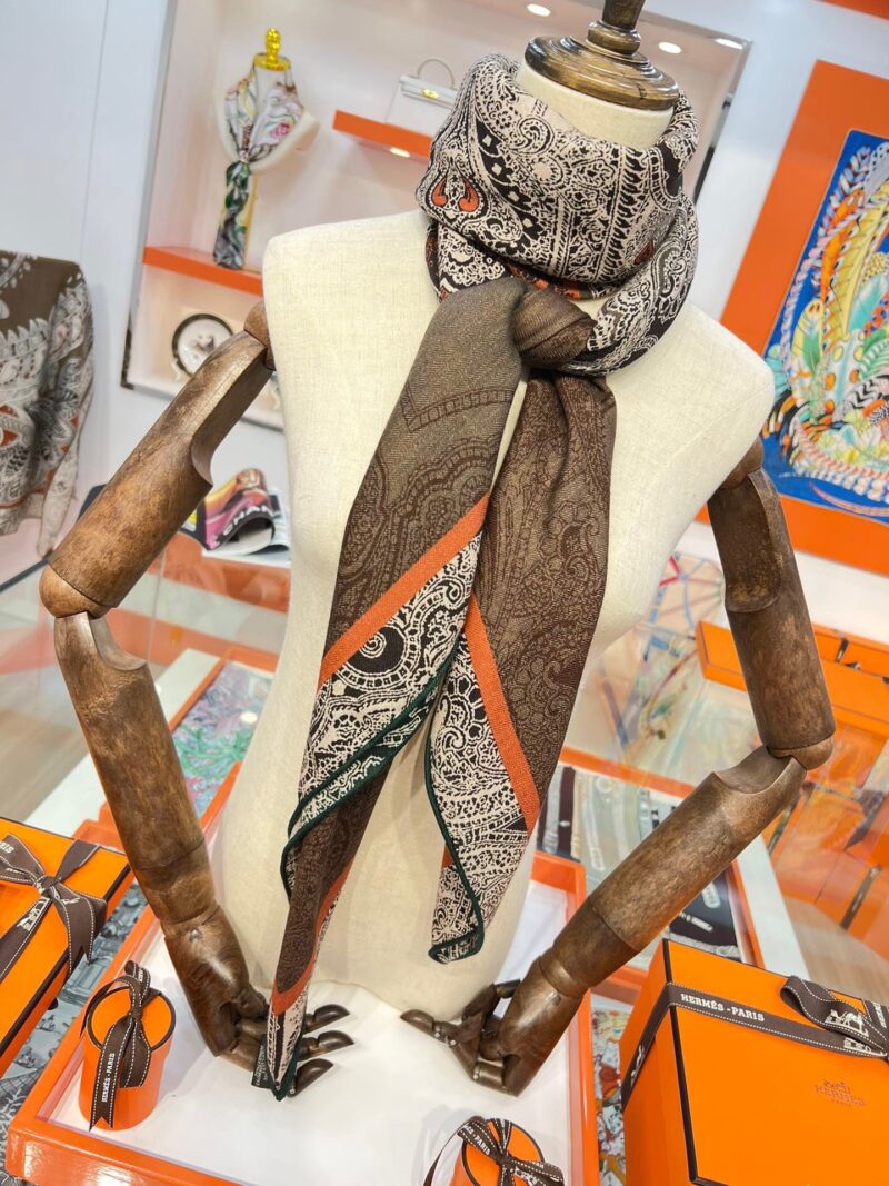 Hermes Shawls-140*140cm - Image 9